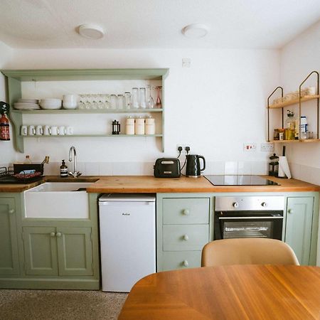 Breathtaking High Street Townhouse With Stunning Sea Views At 'The Old Fishermans Townhouse' Falmouth Exterior photo
