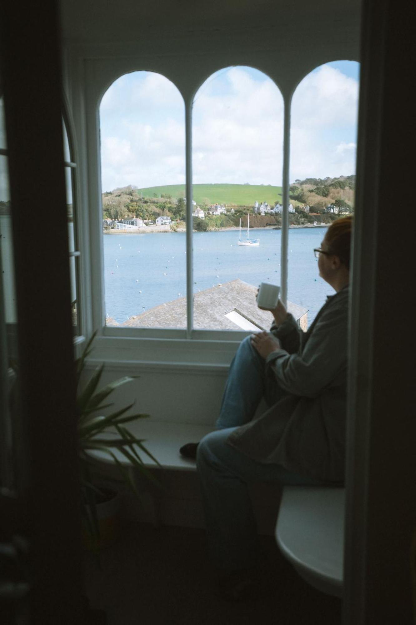Breathtaking High Street Townhouse With Stunning Sea Views At 'The Old Fishermans Townhouse' Falmouth Exterior photo