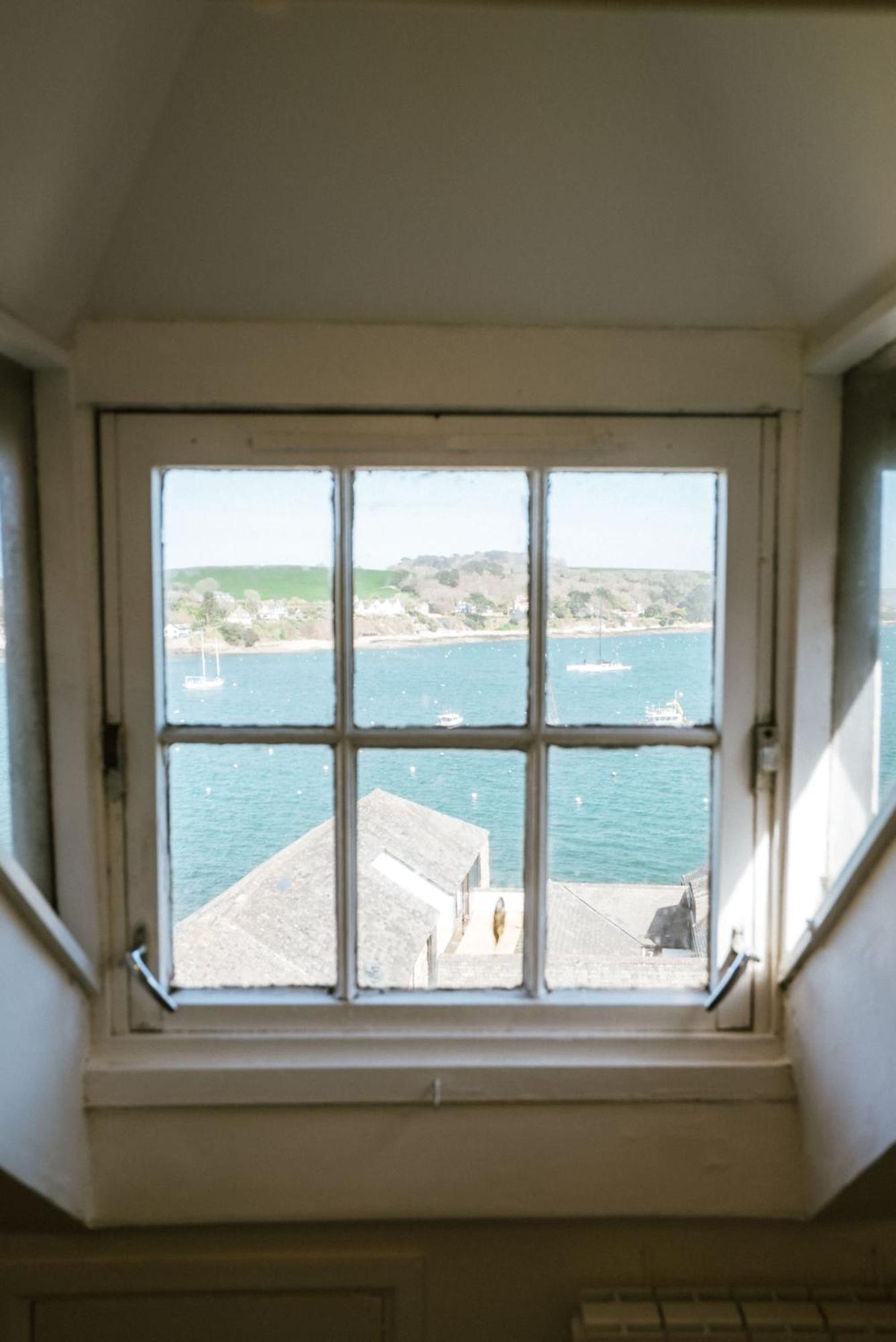 Breathtaking High Street Townhouse With Stunning Sea Views At 'The Old Fishermans Townhouse' Falmouth Exterior photo